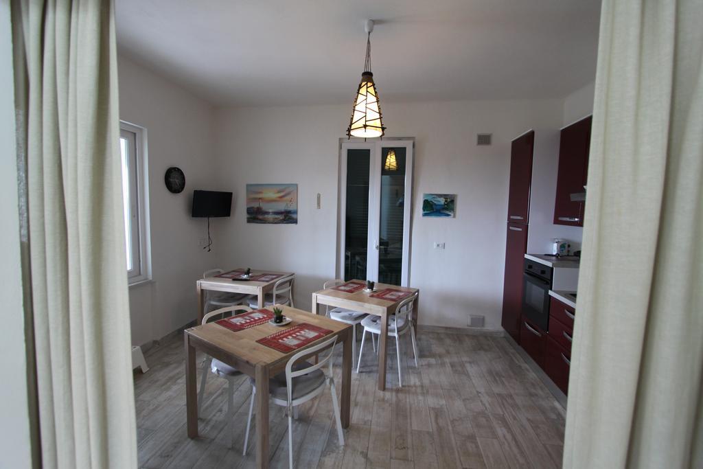 La Spezia Holidays' Rooms Exterior photo